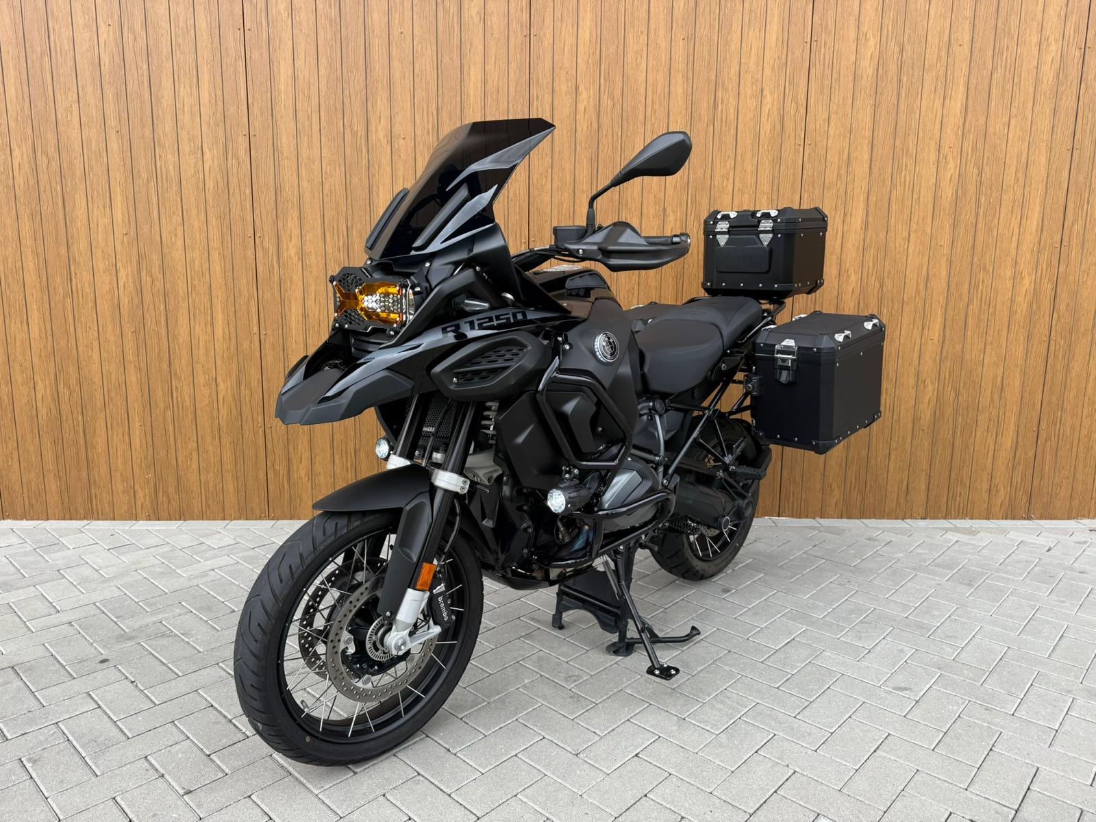 BMW GS 1250 - Voorkant